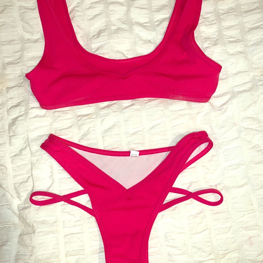 PINK GORGEOUS SIDE STRAP BIKINI